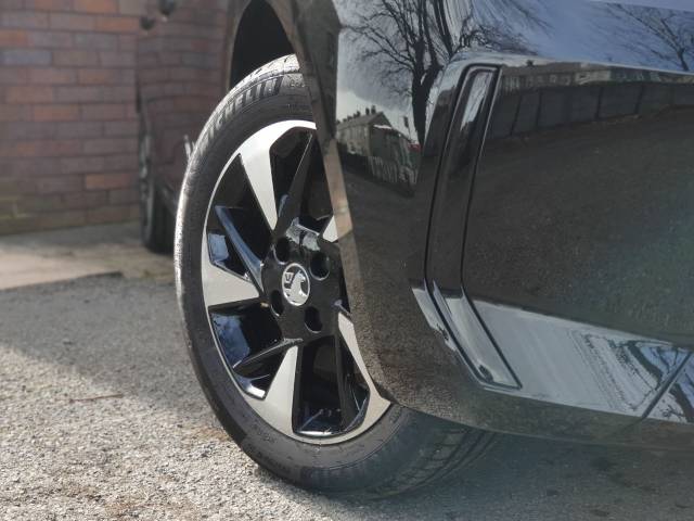 2024 Vauxhall Corsa 100kW Design 50kWh 5dr Auto
