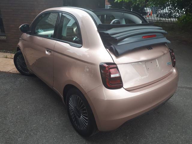 2022 Fiat 500 0.0 87kW Icon 42kWh 2dr Auto