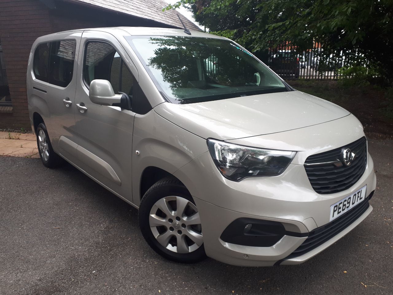 2019 Vauxhall Combo-life