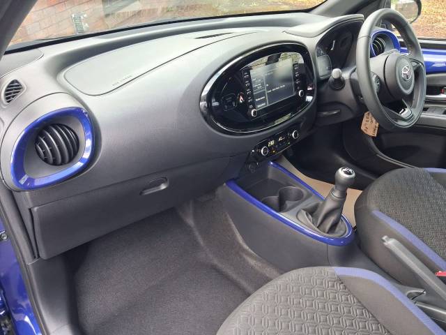 2023 Toyota Aygo X 1.0 VVT-i Edge 5dr